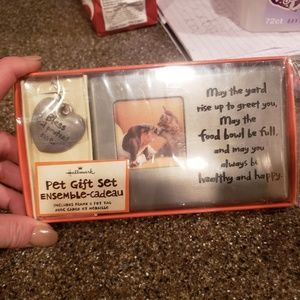 Hallmark Pet gift set Frame Dog Tag New